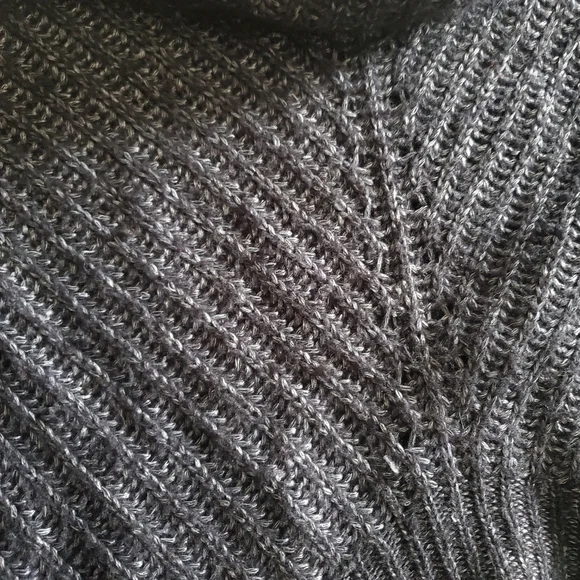 Express Women's Black Metalic Sweater - Picture 3 of 6